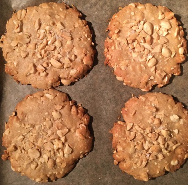 Gesalzene Erdnuss-Cookies